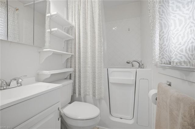 1901 Jack Frost RD, Virginia Beach, VA 23455