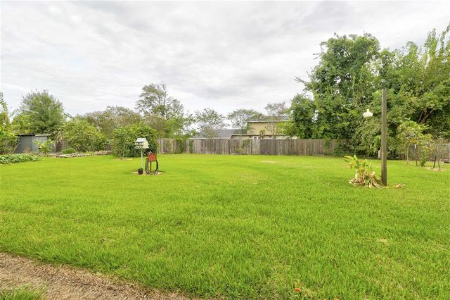 4005 Evergreen St Street, Lake Charles, LA 70605