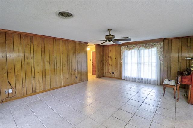 4005 Evergreen St Street, Lake Charles, LA 70605