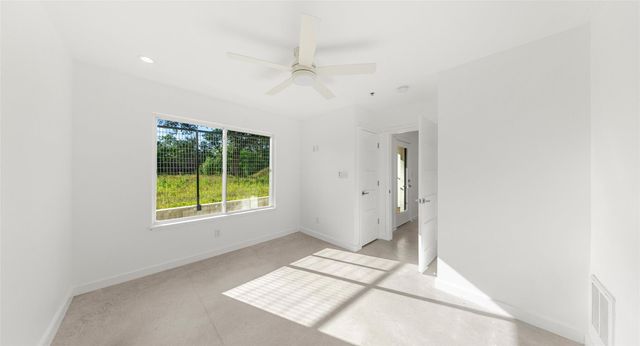 5912 Harold CT 106, Austin, TX 78721