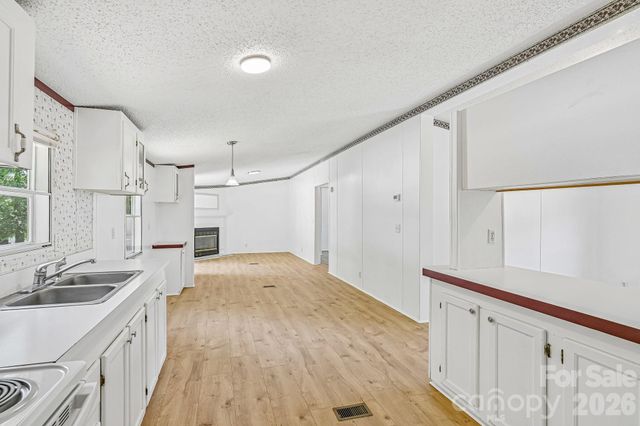 717 Rock Castle Drive, York, SC 29745