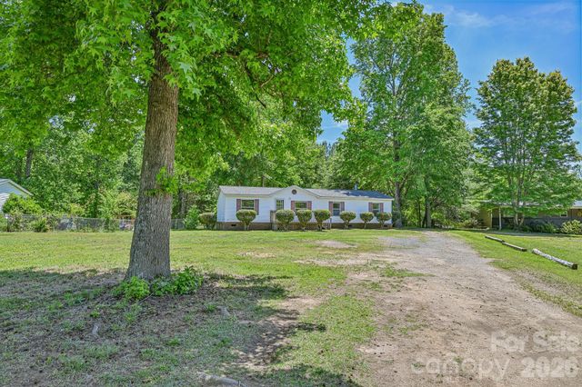 717 Rock Castle Drive, York, SC 29745