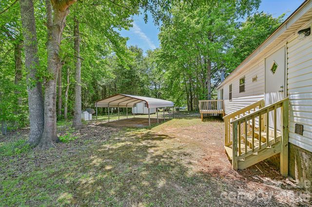 717 Rock Castle Drive, York, SC 29745