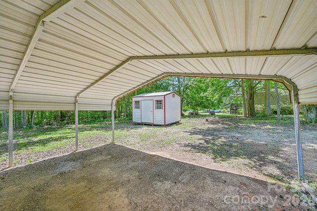 717 Rock Castle Drive, York, SC 29745
