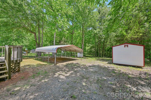 717 Rock Castle Drive, York, SC 29745