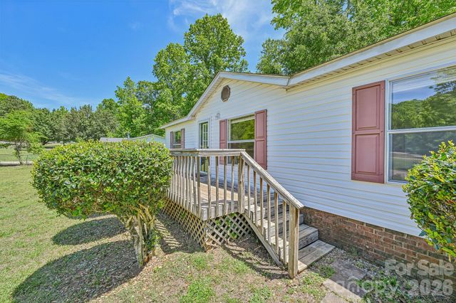 717 Rock Castle Drive, York, SC 29745