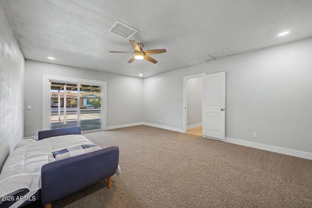 3925 W KRALL Street, Phoenix, AZ 85019