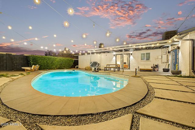 3925 W KRALL Street, Phoenix, AZ 85019