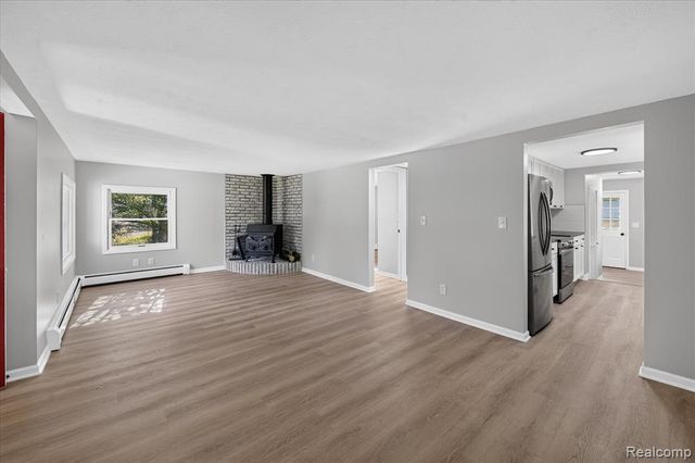 124 E Lafayette Street, Milford, MI 48381
