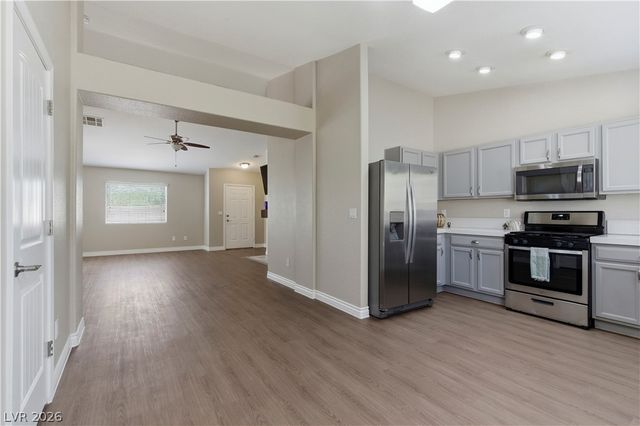 5520 Raven Creek Avenue, Las Vegas, NV 89130