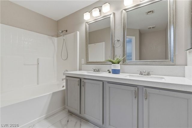 5520 Raven Creek Avenue, Las Vegas, NV 89130