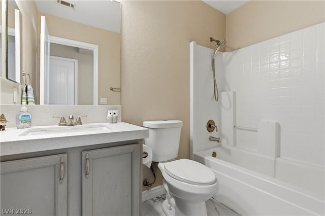 5520 Raven Creek Avenue, Las Vegas, NV 89130