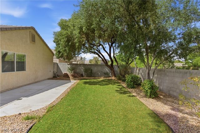 5520 Raven Creek Avenue, Las Vegas, NV 89130