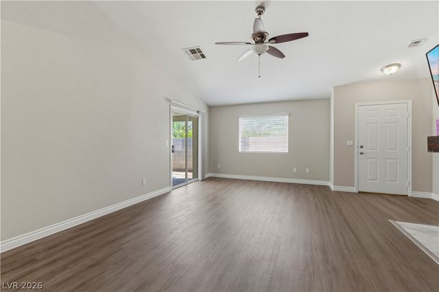 5520 Raven Creek Avenue, Las Vegas, NV 89130