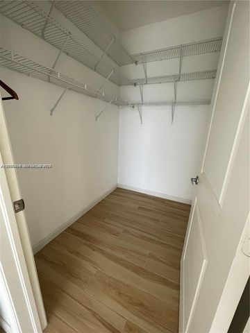 10 Aragon Ave 1220, Coral Gables, FL 33134