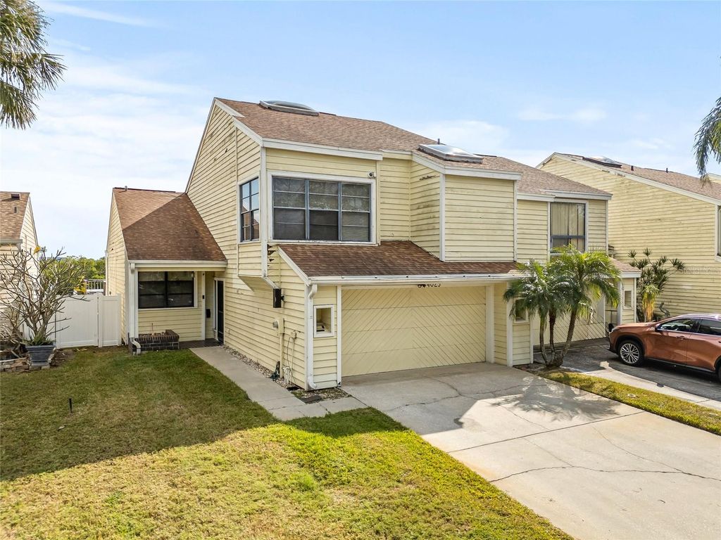 Image 2 of property listing at 4029 STARFISH LANE, Tampa, FL 33615