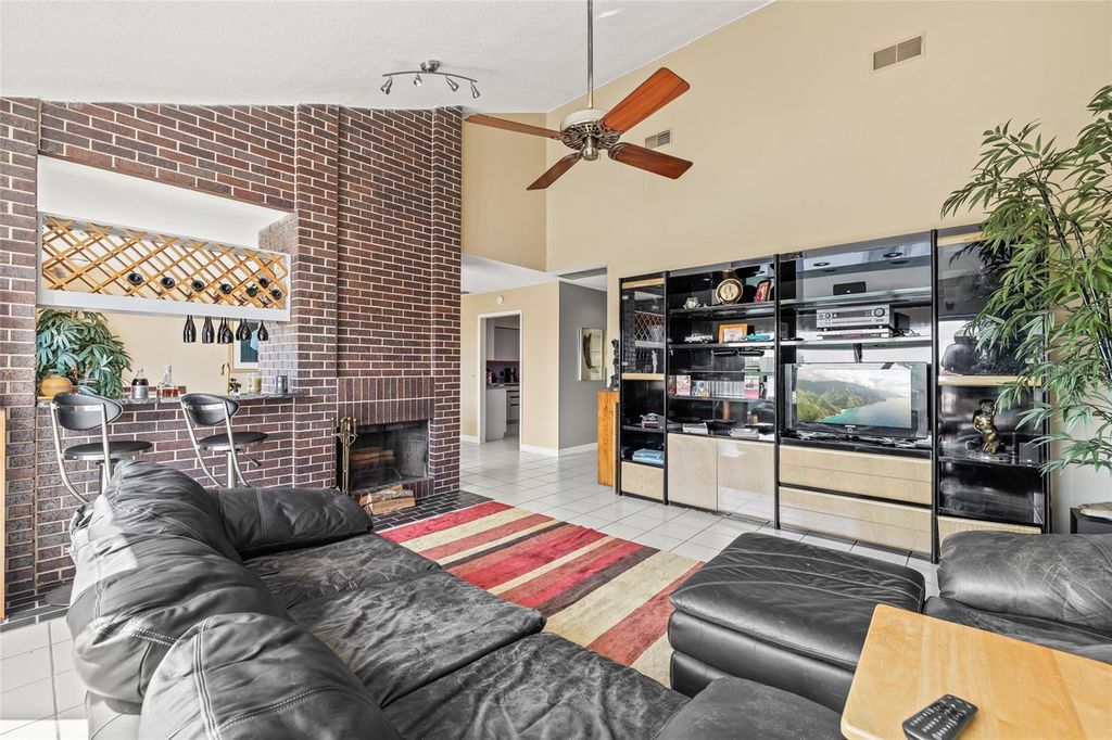 Image 12 of property listing at 4029 STARFISH LANE, Tampa, FL 33615