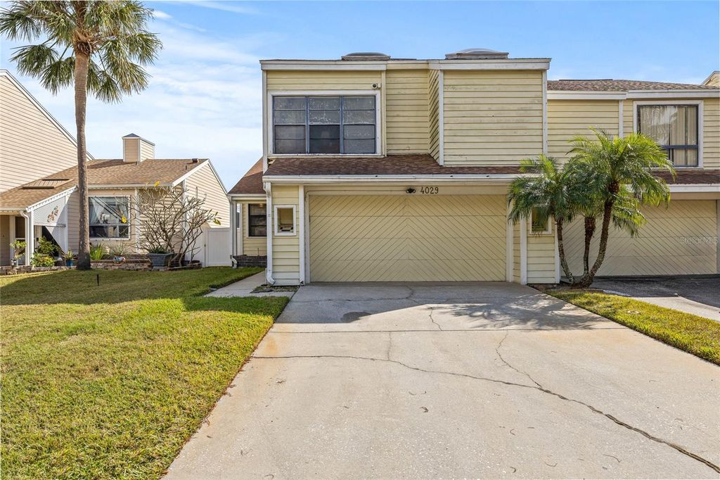 Image 3 of property listing at 4029 STARFISH LANE, Tampa, FL 33615