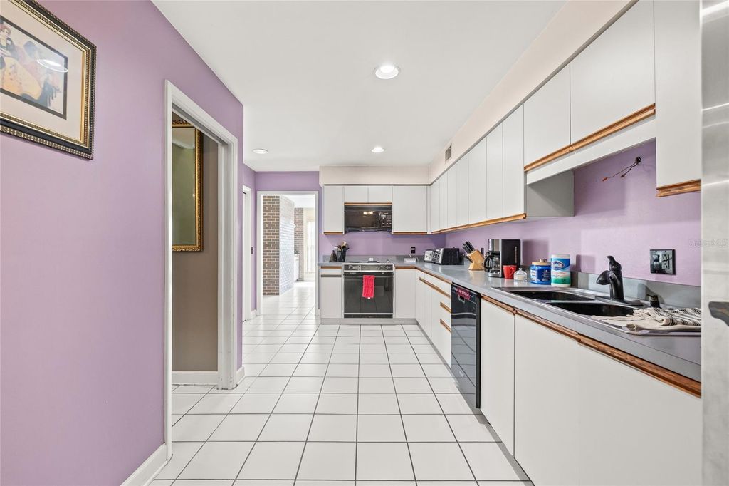 Image 23 of property listing at 4029 STARFISH LANE, Tampa, FL 33615