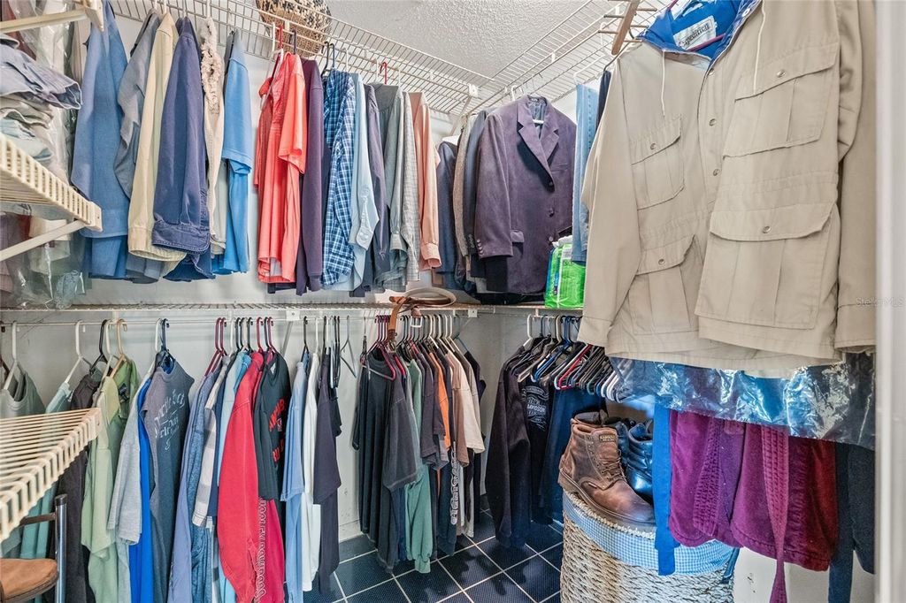 Image 29 of property listing at 4029 STARFISH LANE, Tampa, FL 33615