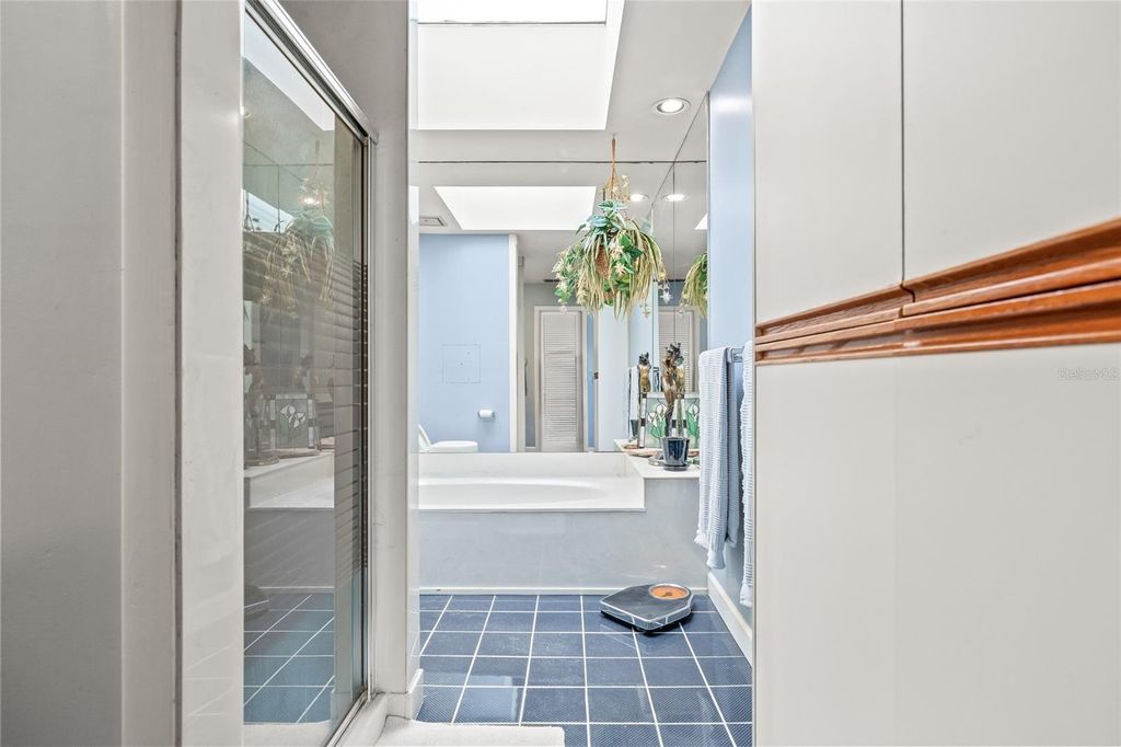 Image 31 of property listing at 4029 STARFISH LANE, Tampa, FL 33615