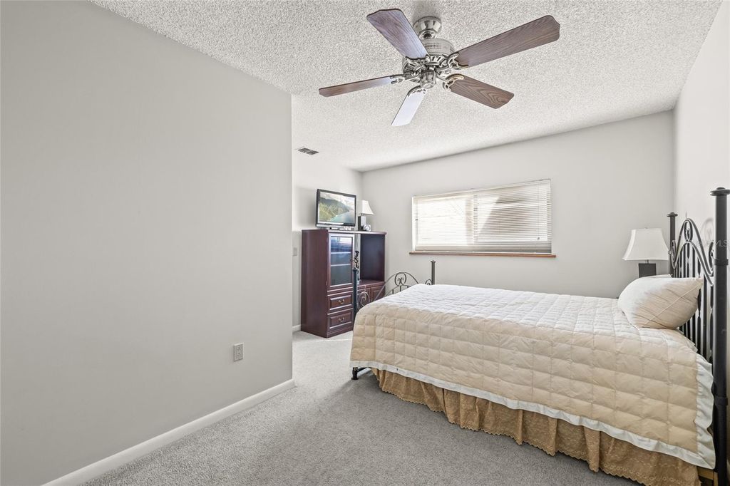 Image 39 of property listing at 4029 STARFISH LANE, Tampa, FL 33615