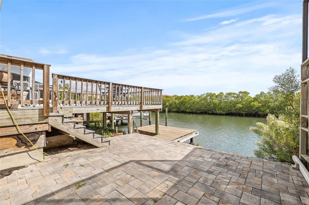 Image 44 of property listing at 4029 STARFISH LANE, Tampa, FL 33615