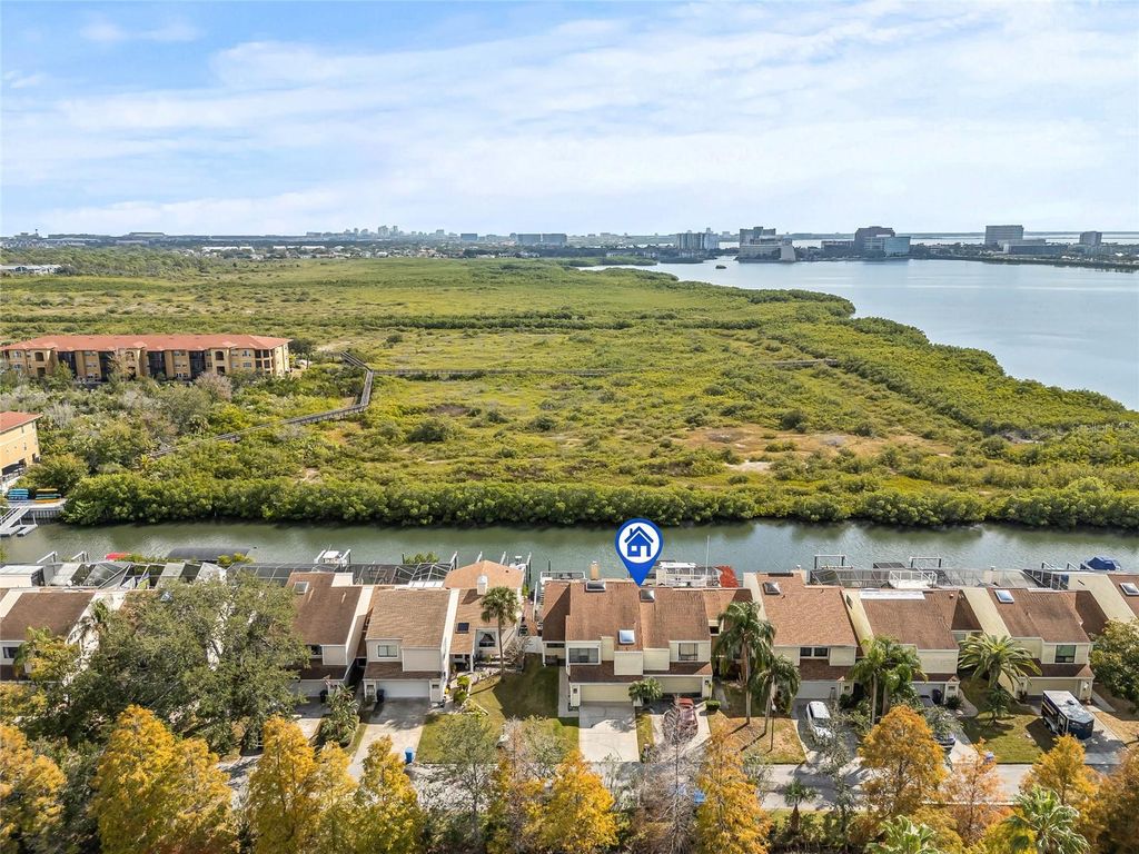 Image 50 of property listing at 4029 STARFISH LANE, Tampa, FL 33615