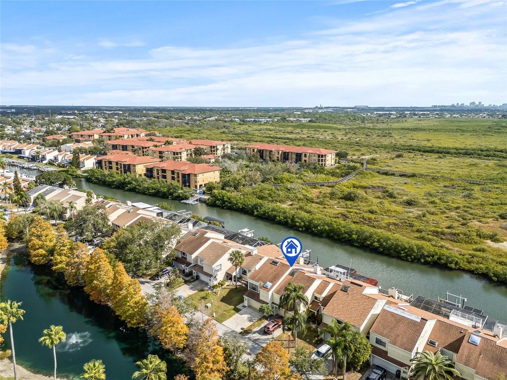 Image 54 of property listing at 4029 STARFISH LANE, Tampa, FL 33615