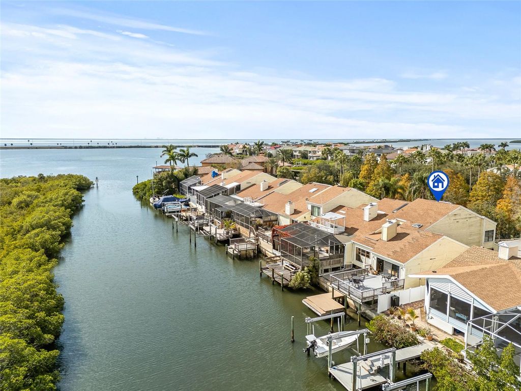 Image 55 of property listing at 4029 STARFISH LANE, Tampa, FL 33615