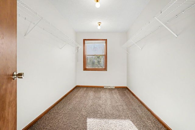 21095 North Avenue, Battle Creek City, MI 49017