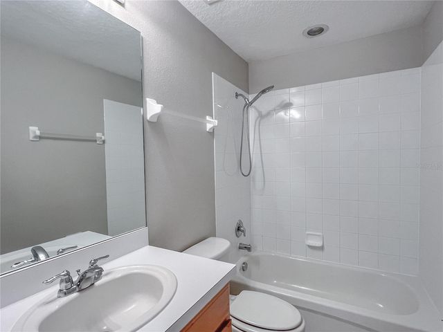 267 CAPE HARBOUR LOOP 103, Bradenton, FL 34212