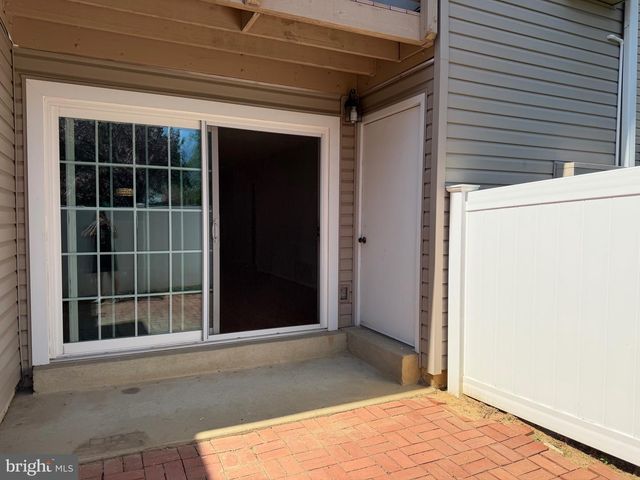 16012 BEACON HILL DR, Southampton, PA 18966