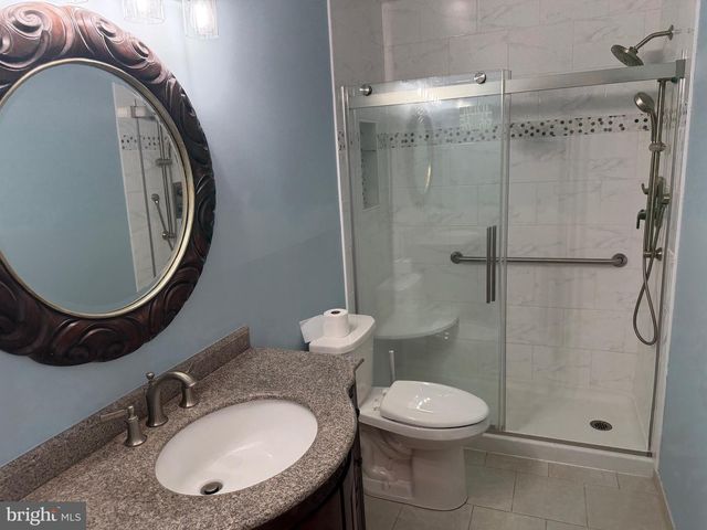 16012 BEACON HILL DR, Southampton, PA 18966