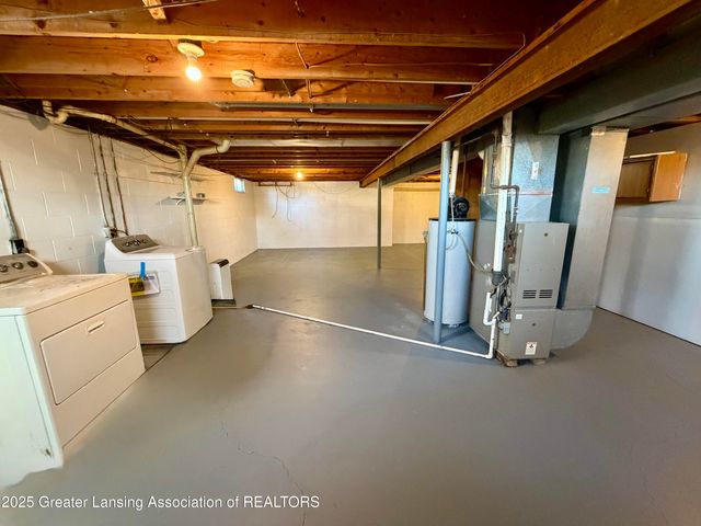 612-610 S Dibble Boulevard, Lansing, MI 48917