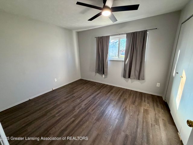 612-610 S Dibble Boulevard, Lansing, MI 48917