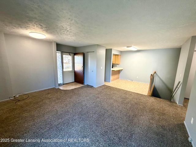 612-610 S Dibble Boulevard, Lansing, MI 48917