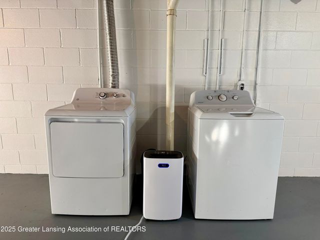 612-610 S Dibble Boulevard, Lansing, MI 48917