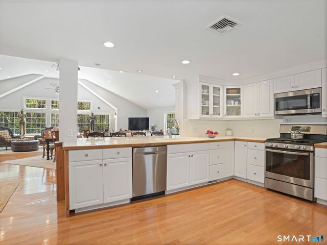 143 Old Boston Road, Wilton, CT 06897