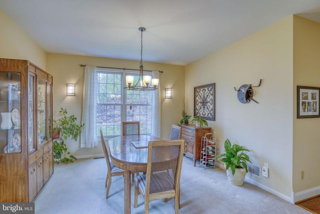 2022 ROSEMONT DR, Landenberg, PA 19350