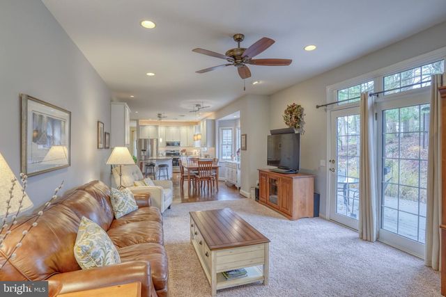 2022 ROSEMONT DR, Landenberg, PA 19350