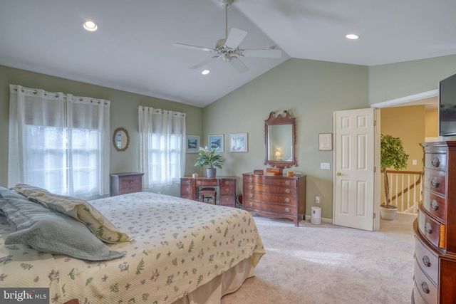 2022 ROSEMONT DR, Landenberg, PA 19350