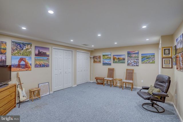 2022 ROSEMONT DR, Landenberg, PA 19350