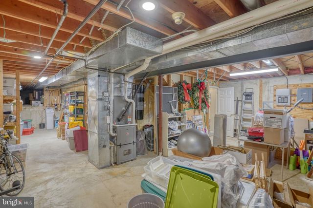 2022 ROSEMONT DR, Landenberg, PA 19350