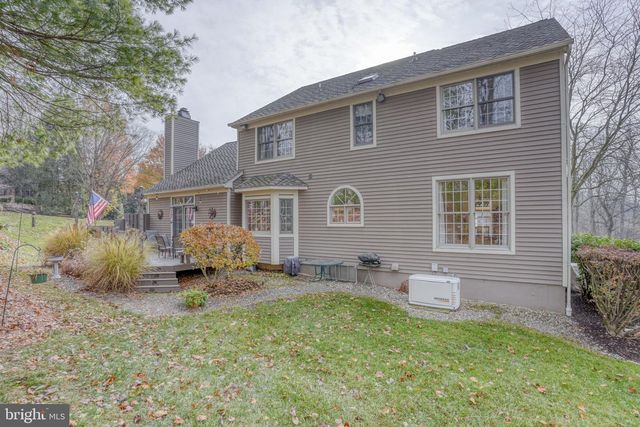 2022 ROSEMONT DR, Landenberg, PA 19350