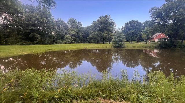 21629 Green Road, Leavenworth, KS 66048