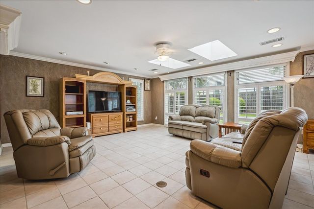 2916 ELMRIDGE CV, Germantown, TN 38138