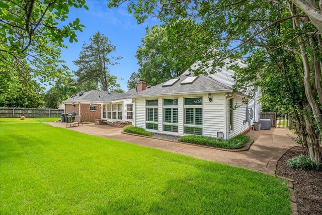 2916 ELMRIDGE CV, Germantown, TN 38138