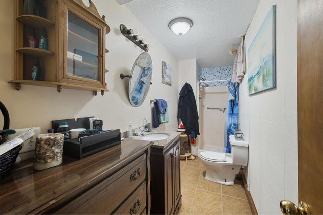 4030 E Zora Street, Webb City, MO 64870