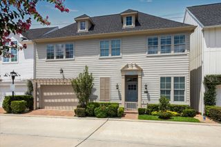 8630 Green Kolbe Lane, Houston, TX 77080